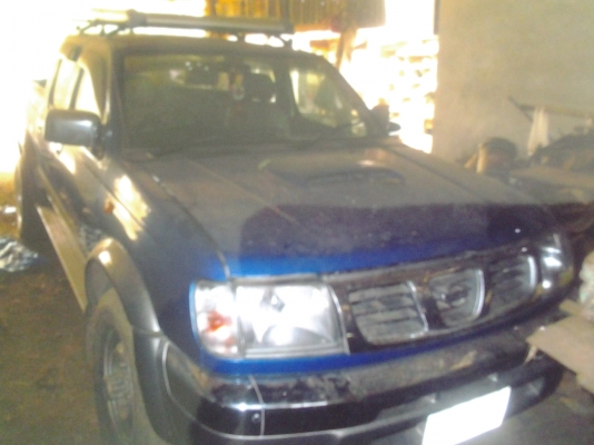 ขายรถกระบะ NISSAN 4 WD 4 ประตู เครื่อง 2500 turbo แอร์วิทยุพร้อม พวงมาลัยพาวเวอร์ ทะเบียนพร้อม