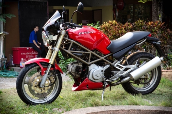 ขาย DUCATI M400 ประกอบใหม่ เอกสารครบ INV.ชื่อผมเอง ขายในราคา 98000