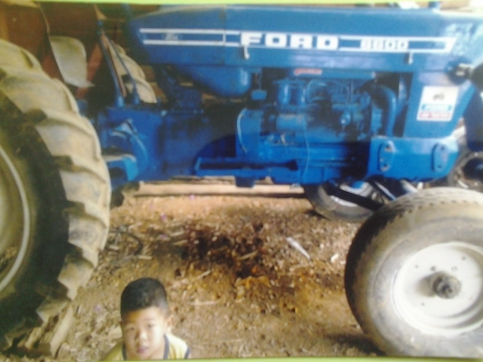 ขายรถไถ FORD 77 (5000) เครื่อง T3 เอกสารเล่มทะเบียน สภาพพร้อมใช้งาน