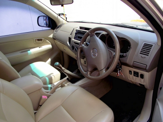 ขาย vigo เดิมๆถูกๆซักคัน