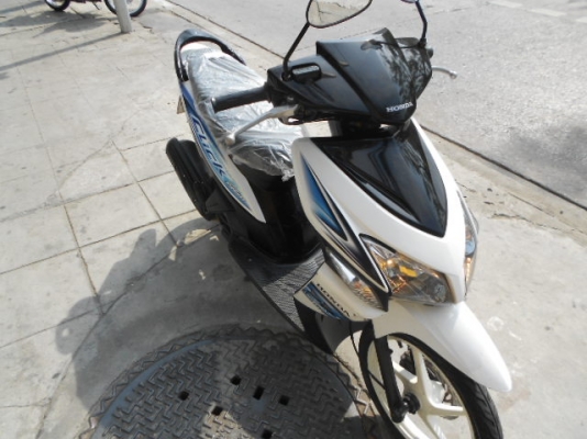 Honda-Click 110cc ราคาถูกๆครับ ชุดสีสวยๆล้อแม้กแท้ เข้ามาดูก่อนครับ