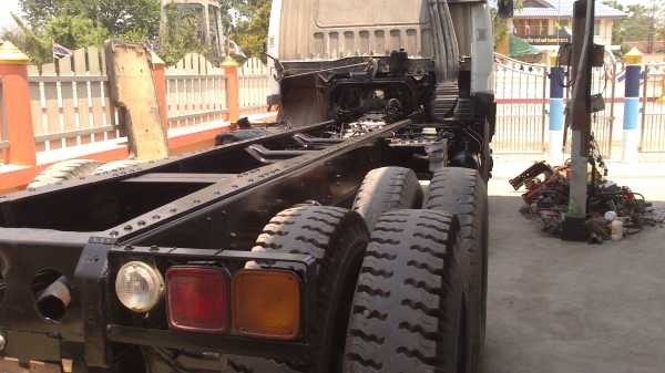 ต้องการขายรถมิตซูหัวลากคัชซี มิตซู TURBO 527 MTF 3534  2 เพลา คัชซีสวยไร้ที่ติ ยางเต็ม เกียร์เดิม (ลาย) หัวยูโร ยังไม่ได้ลงเล่ม เฟืองท้ายเดิม (ลาย)เพลาบุ๋มเบรคใหญ่ เอกสารพร้อมโอนทะเบียน ม.79