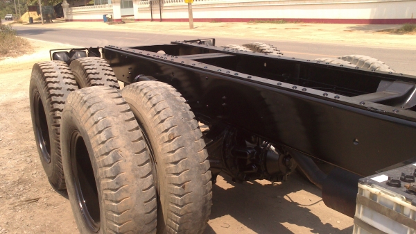 ต้องการขายรถมิตซูหัวลากคัชซี มิตซู TURBO 527 MTF 3534  2 เพลา คัชซีสวยไร้ที่ติ ยางเต็ม เกียร์เดิม (ลาย) หัวยูโร ยังไม่ได้ลงเล่ม เฟืองท้ายเดิม (ลาย)เพลาบุ๋มเบรคใหญ่ เอกสารพร้อมโอนทะเบียน ม.79