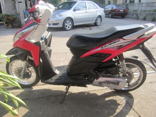 ยังไงก็ขาย click iปี54ปลายปี เครื่องดีเดิม ชุดโอนครบ ยังไงก็ขาย click iปี54ปลายปี เครื่องดีเดิม ชุดโอนครบ