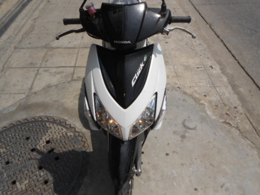 Honda-Click  เครื่องดีครับ ราคาถูกมากๆครับ เข้ามาดูก่อนคับ