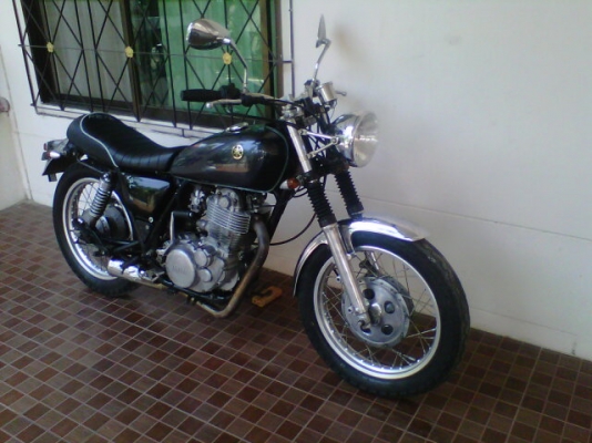 ***มาเพิ่มขาย sr 400 ประกอปใหม่ราคาถูกๆๆอีกซักคัน 54000 ลองดูเลยครับ ohm คอนหวัน 0858730704*** ของแต่งตามรูปครับ แบตใหม่ ระบบไฟปกติ   อินวอยออกชื่อ  สนใจ 0858730704 ohm คอนหวัน