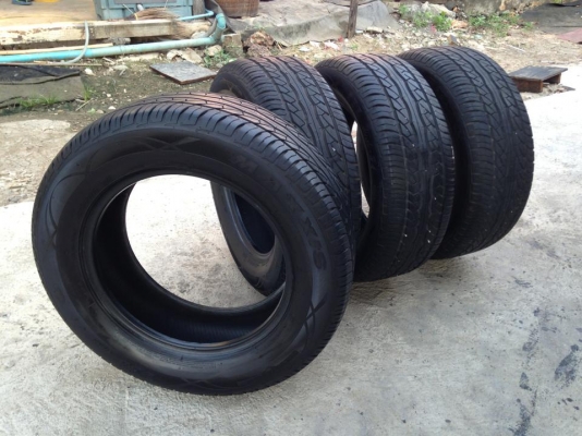 ขออนุญาติ ขายยาง\% 4 เส้น ขอบ16 ปี 2011 ยางใหม่ๆ ใส่รถกระบะ ถูกๆ 3500 เอาไปใช้กัน