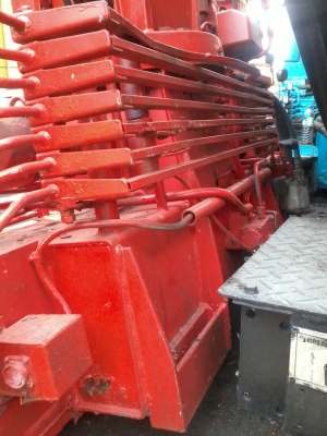 ขายเครน UNIC V TURBO 290 6เหลี่ยม5ปอก4ชัก ของนำเข้า เอวแน่ เอาไปทำสีใหม่ สวยครับ