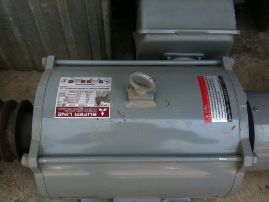 ขายมอเตอร์ 3 HP มือสองสภาพสวย 2 สาย ขายมอเตอร์ 3 HP มือสองสภาพสวย 2 สาย