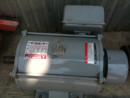 ขายมอเตอร์ 3 HP มือสองสภาพสวย 2 สาย ขายมอเตอร์ 3 HP มือสองสภาพสวย 2 สาย