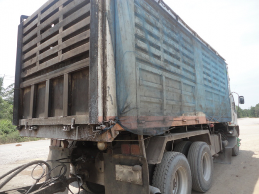 สิบล้อดั้มแม่+ลูก ISUZU 240 แรงหัวขาว ลูกสามมิตรลอนเฉียง