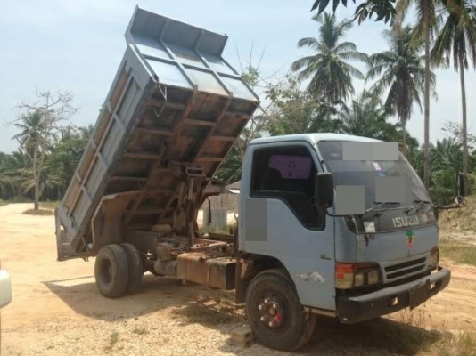 ขาย 6 ล้อดั๊ม ISUZU NPR 120 แรงม้าฝาขาวกระบะสามมิตร สนใจโทร 0819701072