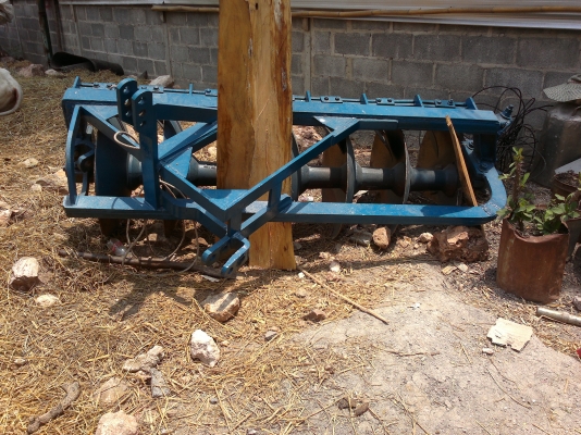 ขายรถไถ ฟร์อด 77