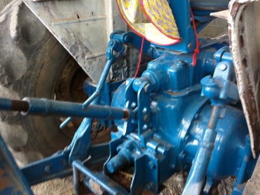 ขายรถไถ ฟร์อด 77