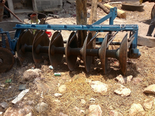 ขายรถไถ ฟร์อด 77