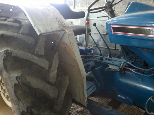 ขายรถไถ ฟร์อด 77