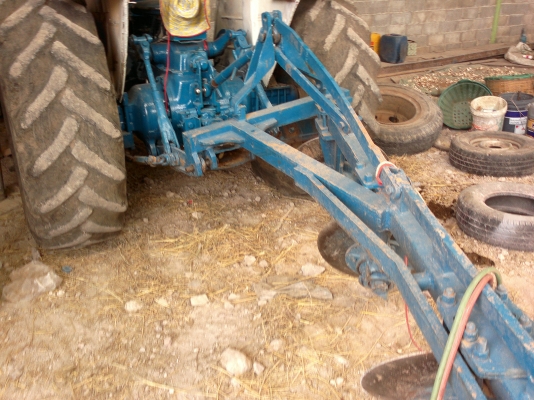 ขายรถไถ ฟร์อด 77