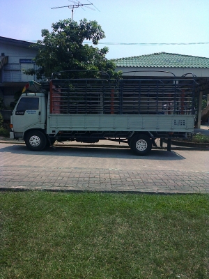 รับจ้างขนส่ง เริ่มต้น 1300 บาท