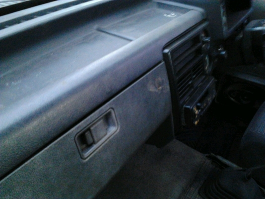 MAZDA B2200 MAGNUM SDX 2.2 MT ปี 32 รถบ้านเดิมๆสภาพดีพร้อมใช้งาน เครื่องแรงดีประหยัดน้ำมัน ภายในเก๋งคอนโซลสวยครบไม่มีผุกร่อน กระบะไม่ผุสภาพดีพร้อมบรรทุก ช่วงล่างคัชซีไม่มีผุไม่มีดาม ยางสภาพดี 60\% พร้อม MAZDA B2200 MAGNUM SDX 2.2 MT ปี 32 รถบ้านเดิมๆสภาพดีพร้อมใช้งาน เครื่องแรงดีประหยัดน้ำมัน ภายในเก๋งคอนโซลสวยครบไม่มีผุกร่อน กระบะไม่ผุสภาพดีพร้อมบรรทุก ช่วงล่างคัชซีไม่มีผุไม่มีดาม ยางสภาพดี 60\% พร้อม