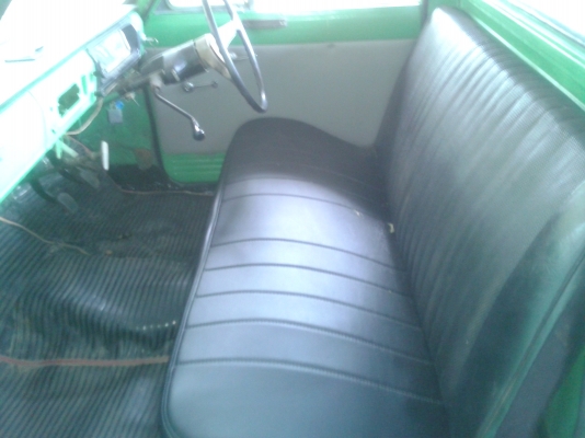 เรียนอาจารย์ต๋อง รบกวนติดต่อเรื่องรถด่วน 0962085202 คมสันครับ