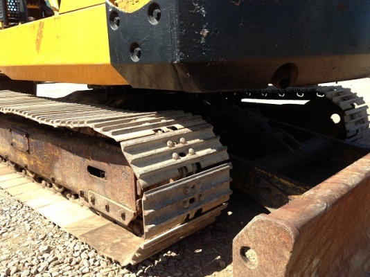 รถแบคโฮ KOMATSU PC40-6 รถแบคโฮ KOMATSU PC40-6