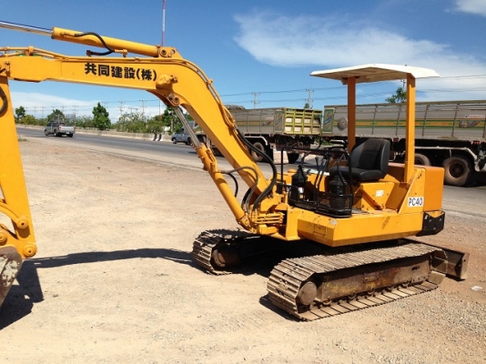 รถแบคโฮ KOMATSU PC40-6 รถแบคโฮ KOMATSU PC40-6