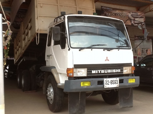 10ล้อ2เพลาสภาพดีเยี่ยม(สภาพเดิม) ดั้ม รถบ้านใช้งานน้อยมากเดิมทั้งคันรับประกันความสวย(ขายด่วน)