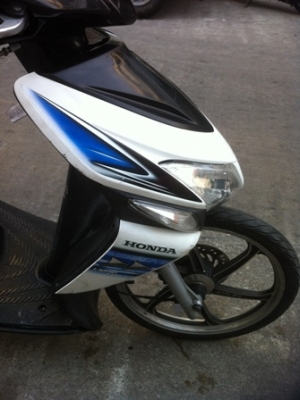 คลิกมือแรกปี49 ภาษีไม่ขาด เครื่องเดิมชุดสีไม่สวย