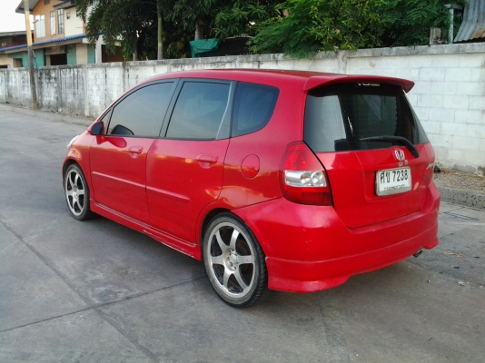 ขายฮอนด้า jazz ปี 04 ตัว top ไฟเแนนช์จัดเต็มหรือแลก ขายฮอนด้า jazz ปี 04 ตัว top ไฟเแนนช์จัดเต็มหรือแลก