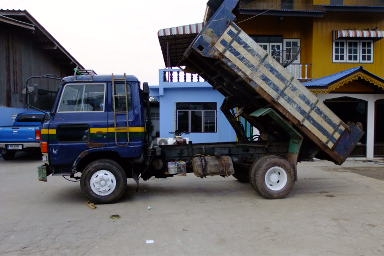 ขายหกล้อดั้มHENO  185 แรง ตัวเดิม แท้ ตรงรุ่น  พร้อมใช้งาน ลุยเลยพี่ ราคากับสภาบนี้ ไม่มีบ่อยบ่อย