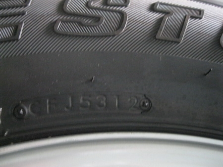 ขายล้อกระทะขอบ17" พร้อมยาง 265-65-17 ปี12