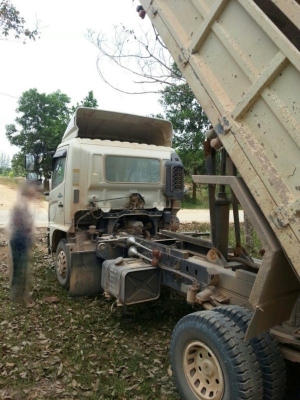 รถฮีโน่ 6 ล้อดั๊ม 150 แรงม้า ปี 49 ( ปลายปี )  สนใจติดต่อ 081 - 6079515