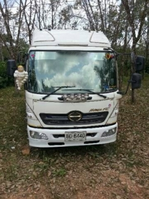 รถฮีโน่ 6 ล้อดั๊ม 150 แรงม้า ปี 49 ( ปลายปี )  สนใจติดต่อ 081 - 6079515