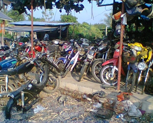 ขออนุญาติขายเครื่องเวบ 100 125 110 spark nano suzuki Kawasaki Honda Yamaha  จากเชียงกงครับ