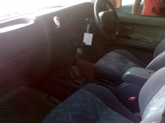 ขาย TIGER D4D 4ประตูเครื่อง2500ปี2002