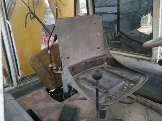 ขายรถตัก หน้า-ขุดหลัง JCB- C549DNE เพลาเดียว ซีเรี้ยล.300.000 กว่า ขายตามสภาพ ใช้งานได้