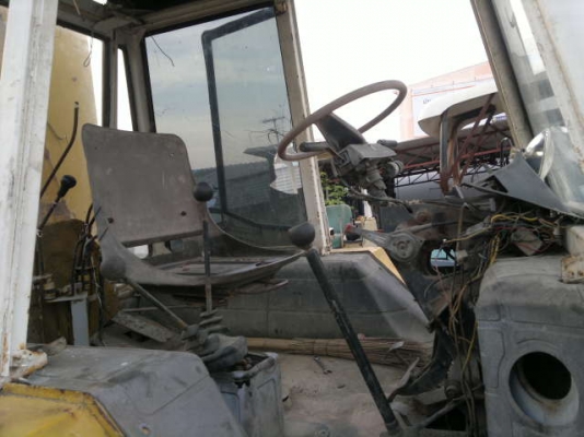 ขายรถตัก หน้า-ขุดหลัง JCB- C549DNE เพลาเดียว ซีเรี้ยล.300.000 กว่า ขายตามสภาพ ใช้งานได้