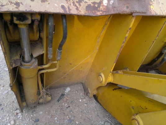 ขายรถตัก หน้า-ขุดหลัง JCB- C549DNE เพลาเดียว ซีเรี้ยล.300.000 กว่า ขายตามสภาพ ใช้งานได้