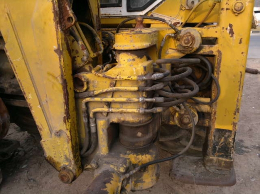 ขายรถตัก หน้า-ขุดหลัง JCB- C549DNE เพลาเดียว ซีเรี้ยล.300.000 กว่า ขายตามสภาพ ใช้งานได้