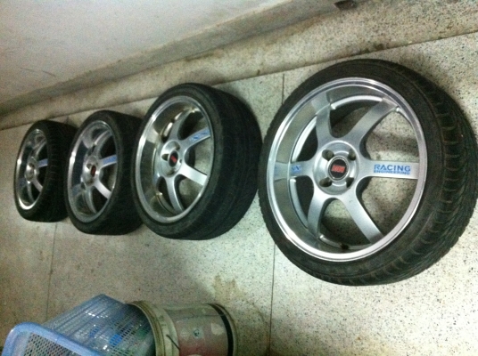 Lenso 17X7 4รู100