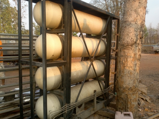 ขายชุดถังก๊าซ 4 ถัง  ราคาต่อรองได้