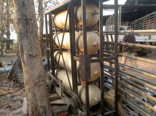 ขายชุดถังก๊าซ 4 ถัง ราคาต่อรองได้ ขายชุดถังก๊าซ 4 ถัง ราคาต่อรองได้