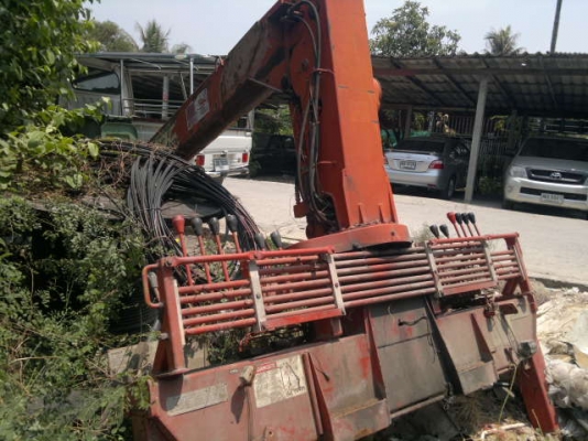 ขายเครน UNIC 330 V-TURDO 3.30 ตัน 3 ชัก 4 ปลอก ท้องวี มีใบคุมเครน สภาพสมบูรณ์พร้อมใช้