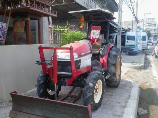 รถแทรกเตอร์มือสอง