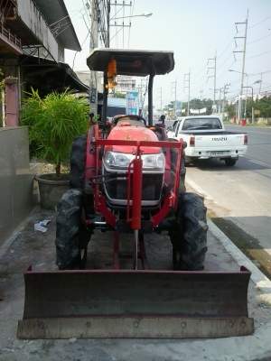 รถแทรกเตอร์มือสอง