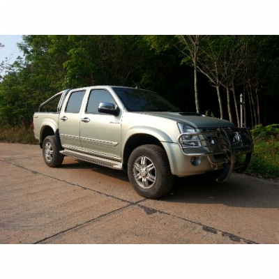 อีซูซุ 4 ประตู 2009