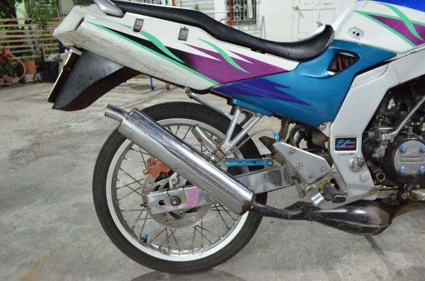 kawasaki serpico 150cc เครื่องเงียบ สภาพใช้ไปทำงานทุกวัน ทะเบียนพร้อมโอนรถมีทะเบียน พร้อมโอน เครื่องเงียบ