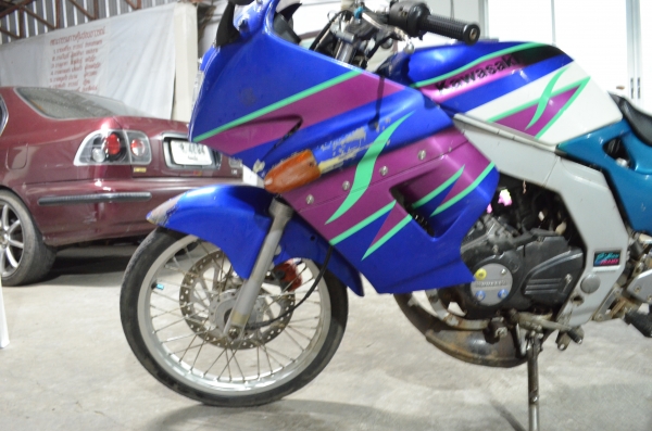 kawasaki serpico 150cc เครื่องเงียบ สภาพใช้ไปทำงานทุกวัน ทะเบียนพร้อมโอนรถมีทะเบียน พร้อมโอน เครื่องเงียบ