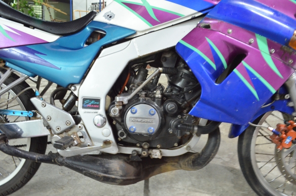 kawasaki serpico 150cc เครื่องเงียบ สภาพใช้ไปทำงานทุกวัน ทะเบียนพร้อมโอนรถมีทะเบียน พร้อมโอน เครื่องเงียบ