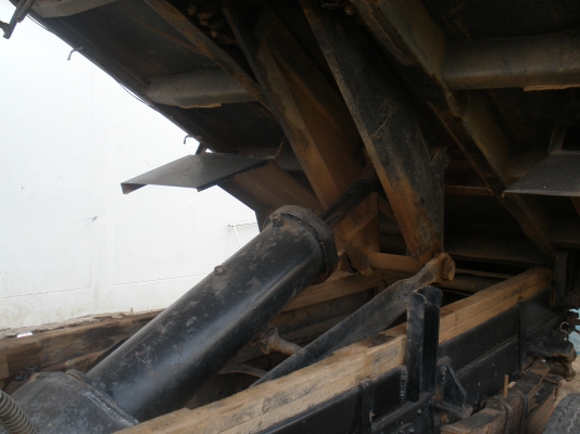 ขายดั้ม KM 310 6สูบ 90แรง